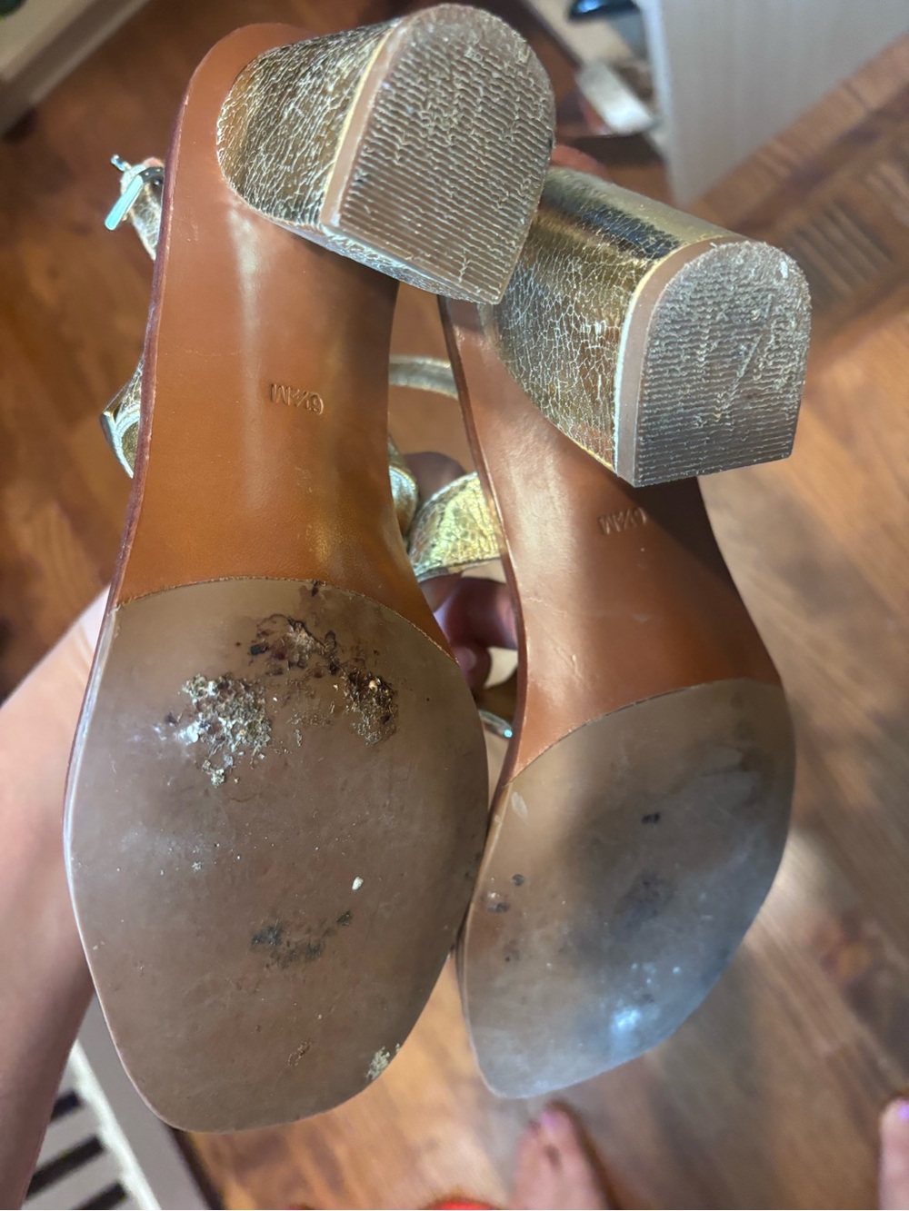 Tory Burch Natalia gold & silver studded T-strap block heel sandals Sz 6.5 - Picture 9 of 9